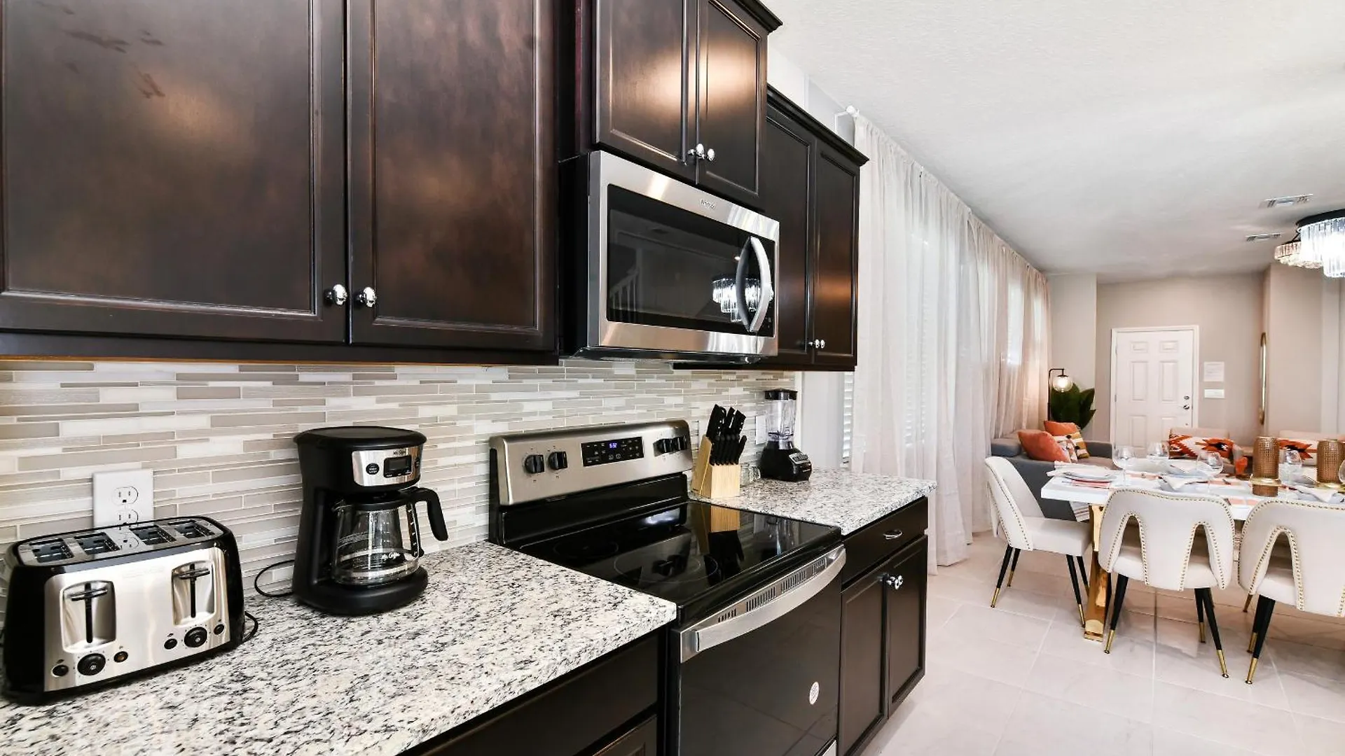 5 En-Suites Free Access To Amazing Resort Wi106 Davenport United States